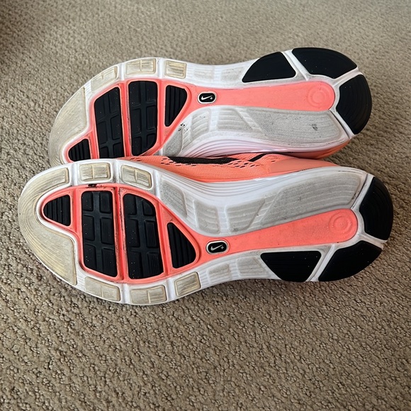 Nike Running Shoes - Picture 4 of 4